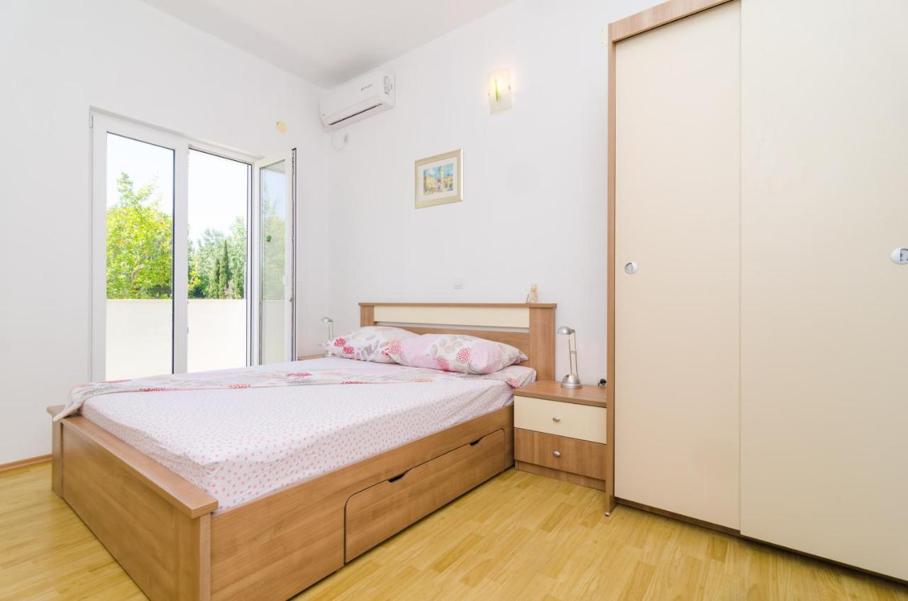 Rooms & Apartments Barisic Mlini Room photo